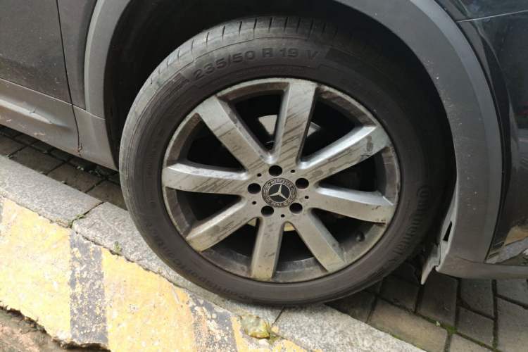 Used Mercedes-Benz GLB 2020 GLB 200 Stylish Edition Right Front Wheel Hub