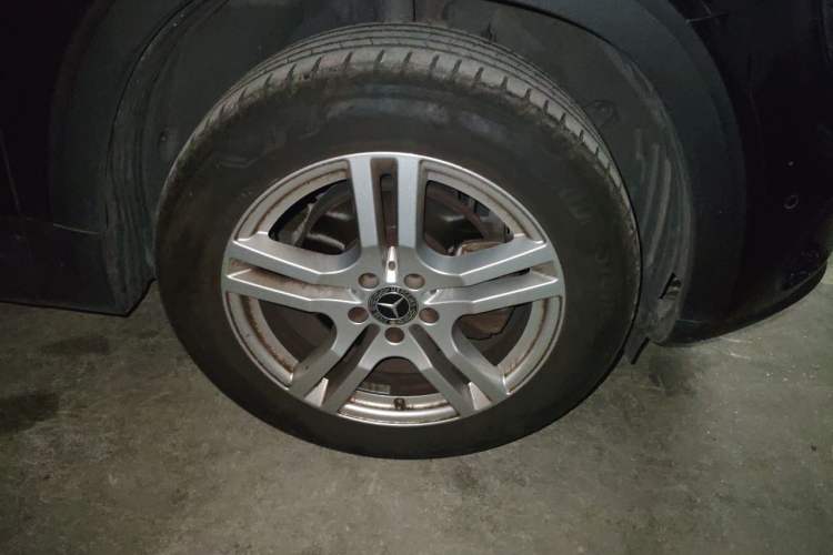 Used Mercedes-Benz GLB 2020 Updated GLB 200 Dynamic Edition Right Front Wheel Hub
