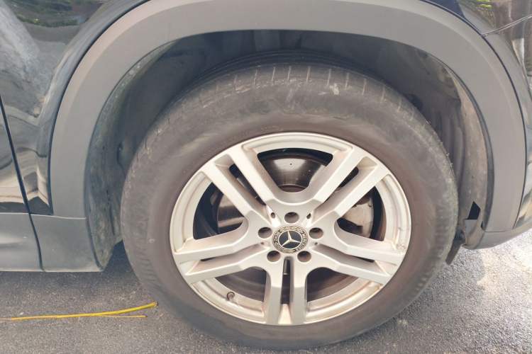 Used Mercedes-Benz GLB 2020 Updated GLB 200 Dynamic Edition Right Front Wheel Hub