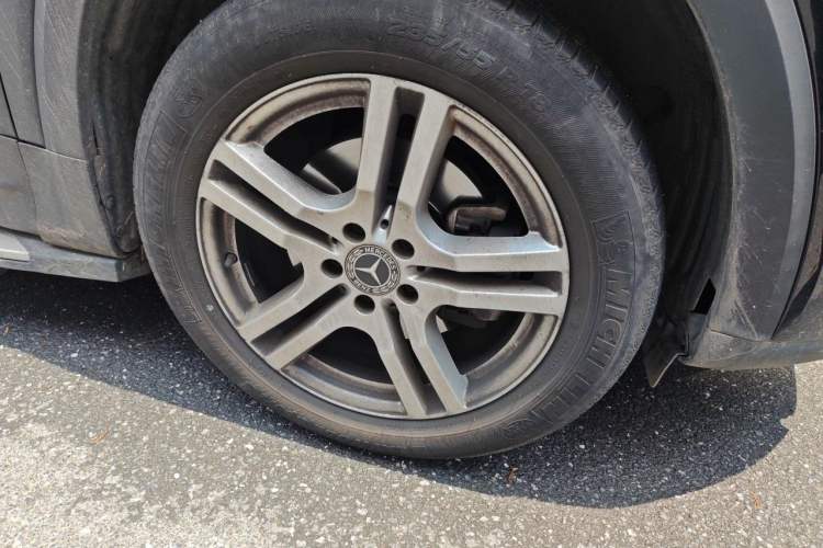 Used Mercedes-Benz GLB 2020 Updated GLB 200 Dynamic Edition Right Front Wheel Hub