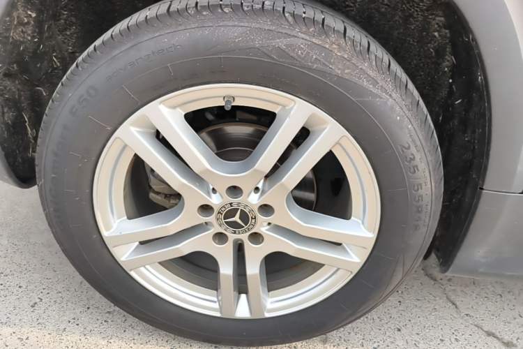 Used Mercedes-Benz GLB 2020 GLB 180 Dynamic Edition Right Rear Wheel Hub