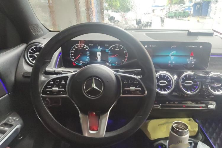 Used Mercedes-Benz GLB 2020 Updated GLB 200 Dynamic Edition Steering Wheel