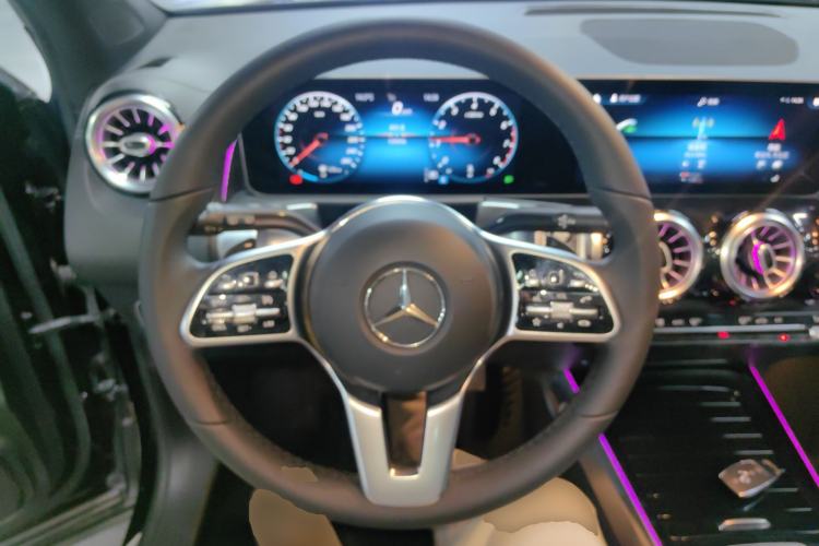 Used Mercedes-Benz GLB 2020 Facelift GLB 200 Fashion Edition Steering Wheel