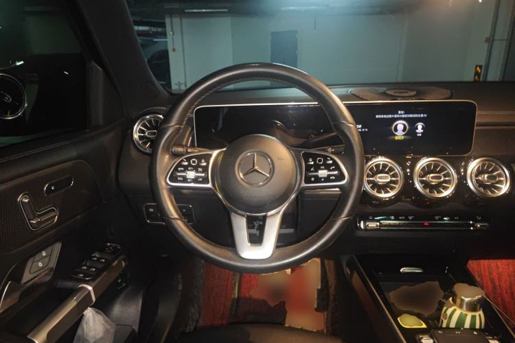 Used Mercedes-Benz GLB 2020 Facelift GLB 200 Fashion Edition Steering Wheel