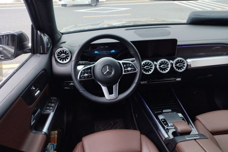 Used Mercedes-Benz GLB 2020 GLB 200 Dynamic Edition Steering Wheel