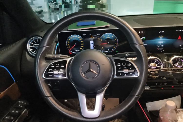 Used Mercedes-Benz GLB 2020 Facelift GLB 200 Fashion Edition Steering Wheel