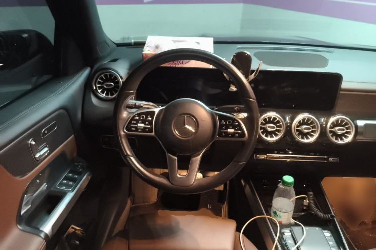 Used Mercedes-Benz GLB 2020 Facelift GLB 200 Fashion Edition Steering Wheel
