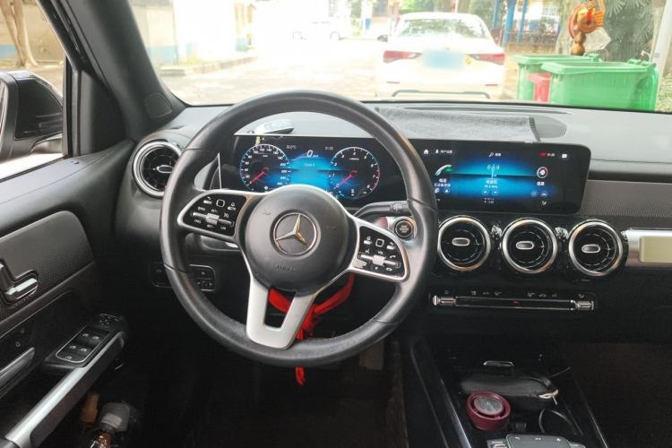 Used Mercedes-Benz GLB 2020 GLB 180 Fashion Model Steering Wheel