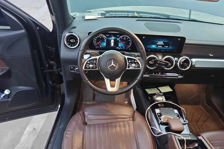 Used Mercedes-Benz GLB 2020 GLB 200 Dynamic Edition Steering Wheel