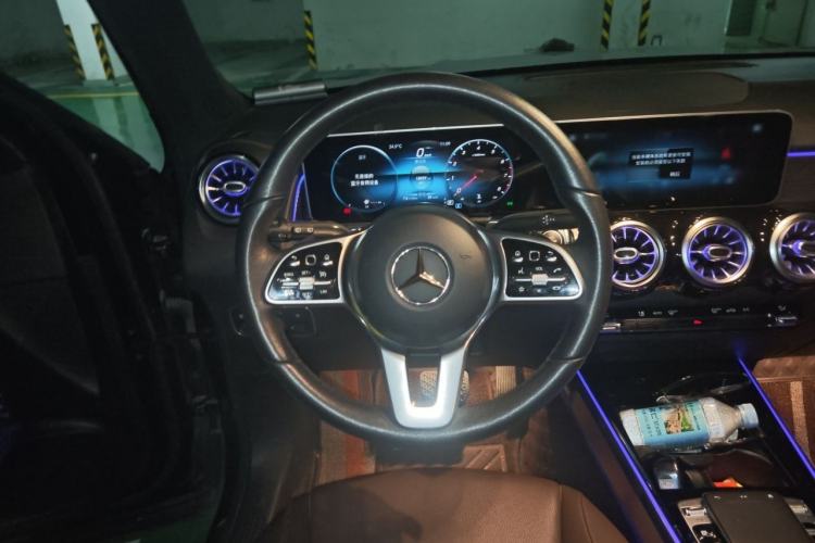 Used Mercedes-Benz GLB 2020 GLB 200 Stylish Edition Steering Wheel