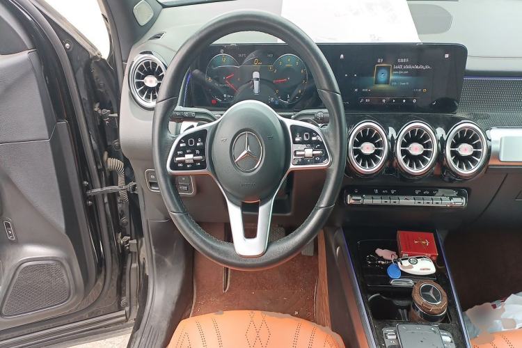 Used Mercedes-Benz GLB 2020 Updated GLB 200 Dynamic Edition Steering Wheel