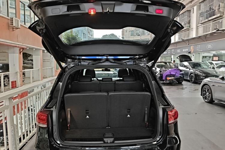 Used Mercedes-Benz GLB 2020 Facelift GLB 200 Fashion Edition Trunk