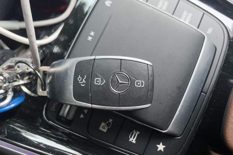 Used Mercedes-Benz GLB 2020 Facelift GLB 200 Fashion Edition Vehicle Key