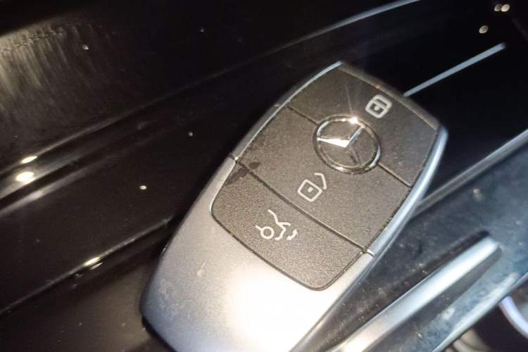 Used Mercedes-Benz GLB 2020 Facelift GLB 200 Fashion Edition Vehicle Key