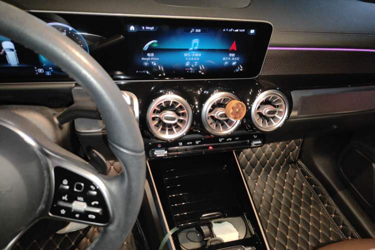 Used Mercedes-Benz GLB 2020 Updated GLB 200 Dynamic Edition Audio And AC Panel