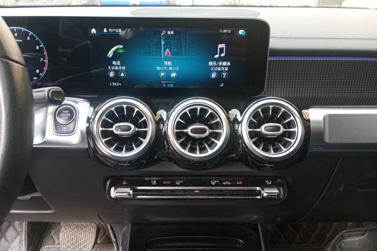 Used Mercedes-Benz GLB 2020 Updated GLB 200 Dynamic Edition Audio And AC Panel