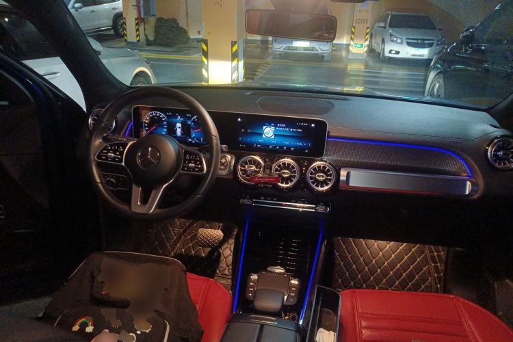 Used Mercedes-Benz GLB 2020 Updated GLB 200 Dynamic Edition Center Console