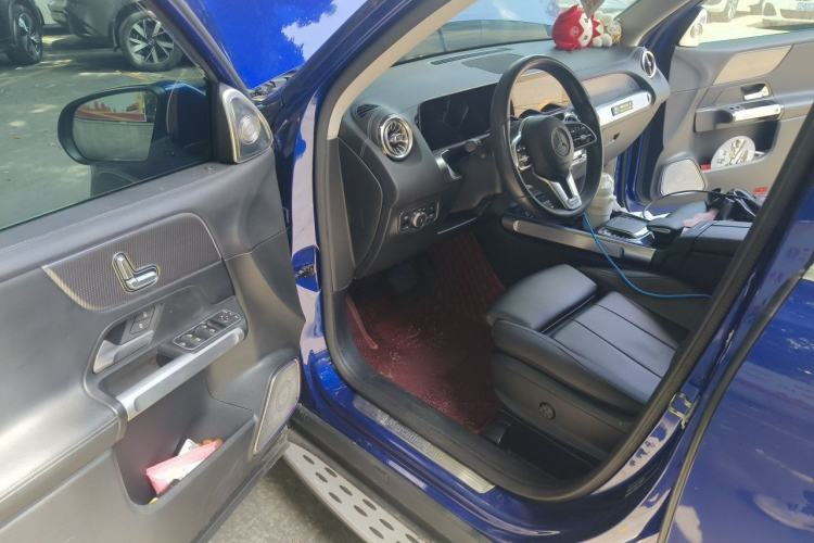 Used Mercedes-Benz GLB 2020 GLB 200 Dynamic Edition Driver Seat