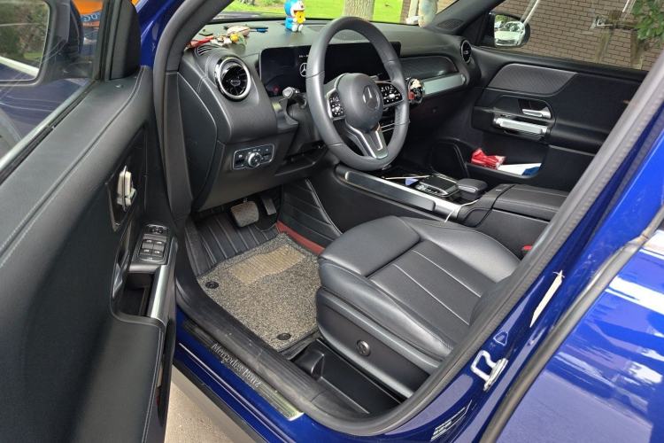Used Mercedes-Benz GLB 2020 GLB 200 Dynamic Edition Driver Seat