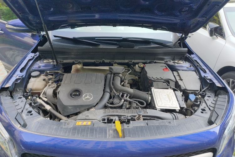 Used Mercedes-Benz GLB 2020 Facelift GLB 200 Fashion Edition Engine Bay