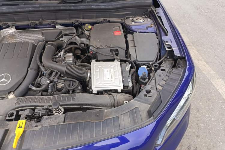 Used Mercedes-Benz GLB 2020 Facelift GLB 200 Fashion Edition Engine Bay Left