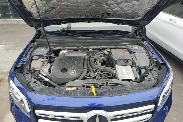 Used Mercedes-Benz GLB 2020 Facelift GLB 200 Fashion Edition Engine Bay