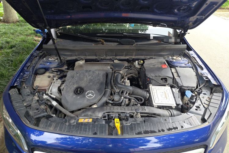 Used Mercedes-Benz GLB 2020 GLB 200 Dynamic Edition Engine Bay