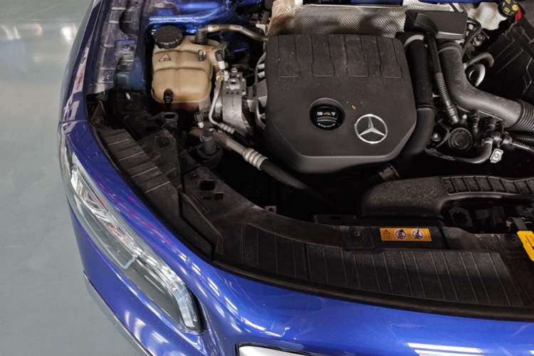 Used Mercedes-Benz GLB 2020 GLB 200 Stylish Edition Engine Bay Right