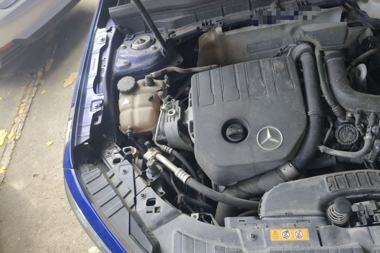 Used Mercedes-Benz GLB 2020 GLB 200 Dynamic Edition Engine Bay Right