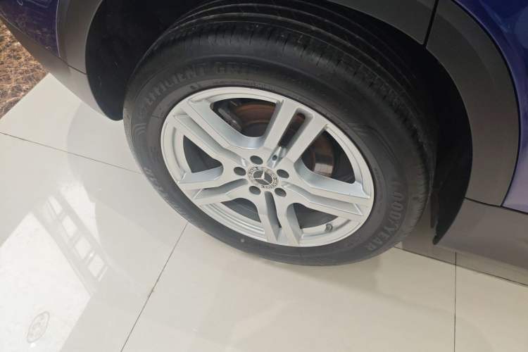 Used Mercedes-Benz GLB 2020 Updated GLB 200 Dynamic Edition Exterior 2