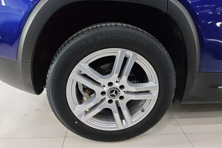 Used Mercedes-Benz GLB 2020 Updated GLB 200 Dynamic Edition Exterior 5