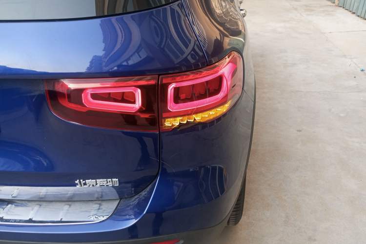 Used Mercedes-Benz GLB 2020 Updated GLB 200 Dynamic Edition Exterior 6