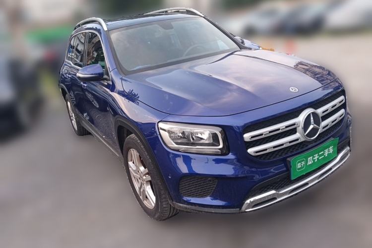 Used Mercedes-Benz GLB 2020 GLB 180 Fashion Model Front Right 45 Deg