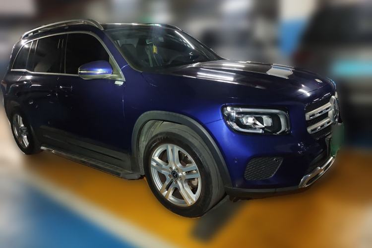 Used Mercedes-Benz GLB 2020 Updated GLB 200 Dynamic Edition Front Right 45 Deg