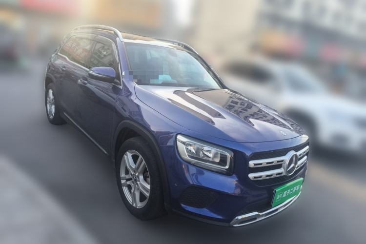 Used Mercedes-Benz GLB 2020 GLB 180 Dynamic Edition Front Right 45 Deg