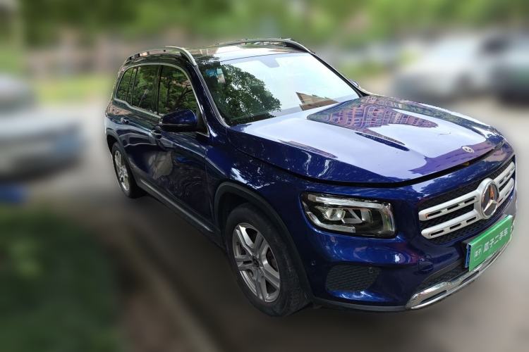 Used Mercedes-Benz GLB 2020 GLB 200 Dynamic Edition Front Right 45 Deg