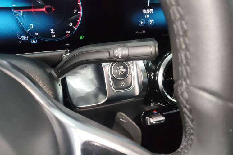 Used Mercedes-Benz GLB 2020 GLB 200 Dynamic Edition Gear Lever