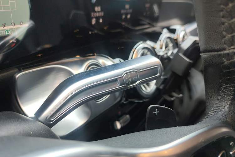 Used Mercedes-Benz GLB 2020 Facelift GLB 200 Fashion Edition Gear Lever