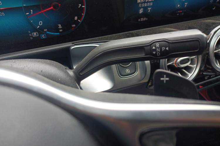 Used Mercedes-Benz GLB 2020 Updated GLB 200 Dynamic Edition Gear Lever
