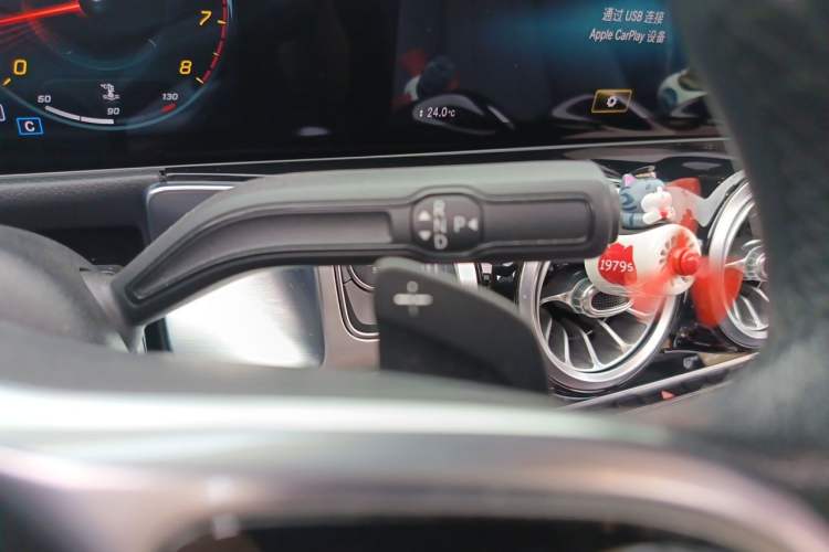 Used Mercedes-Benz GLB 2020 Facelift GLB 200 Fashion Edition Gear Lever