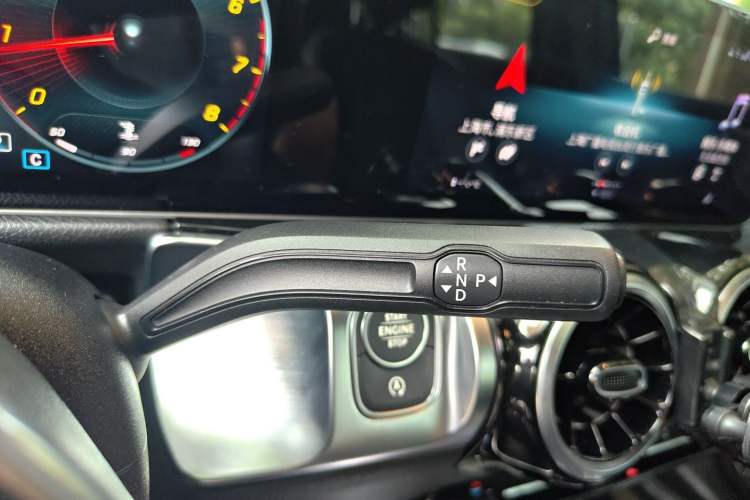 Used Mercedes-Benz GLB 2020 GLB 200 Dynamic Edition Gear Lever