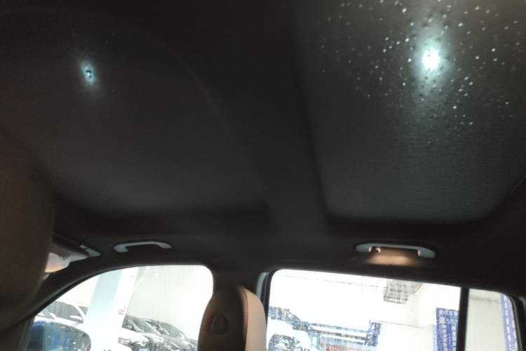 Used Mercedes-Benz GLB 2020 Facelift GLB 200 Fashion Edition Headliner