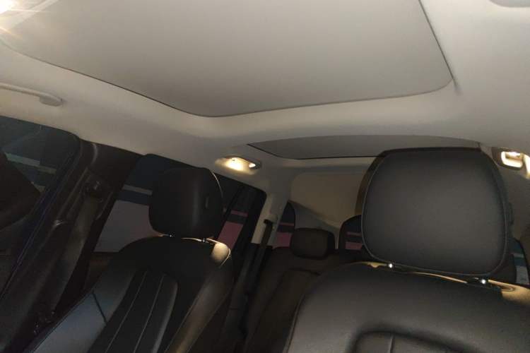 Used Mercedes-Benz GLB 2020 GLB 200 Dynamic Edition Headliner