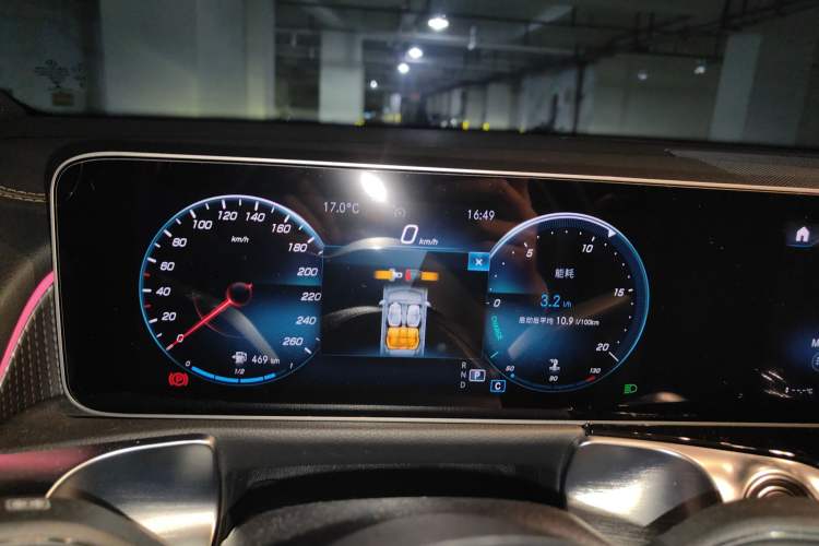 Used Mercedes-Benz GLB 2020 Updated GLB 200 Dynamic Edition Instrument Cluster