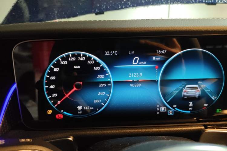 Used Mercedes-Benz GLB 2020 Facelift GLB 200 Fashion Edition Instrument Cluster