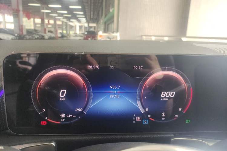 Used Mercedes-Benz GLB 2020 GLB 200 Stylish Edition Instrument Cluster