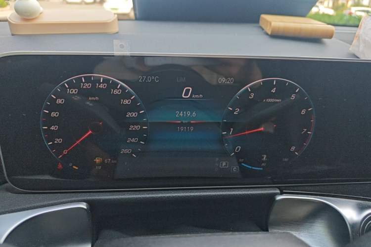 Used Mercedes-Benz GLB 2020 Updated GLB 200 Dynamic Edition Instrument Cluster