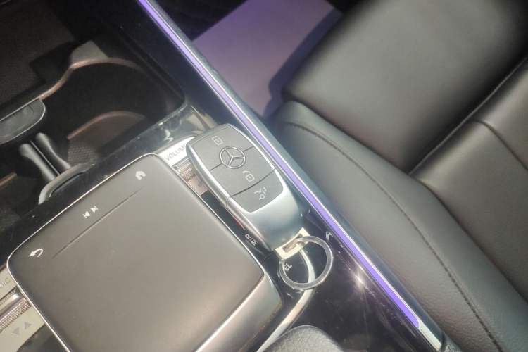 Used Mercedes-Benz GLB 2020 GLB 200 Stylish Edition Interior 1