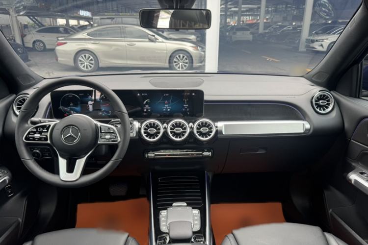 Used Mercedes-Benz GLB 2020 Facelift GLB 200 Fashion Edition Interior 2