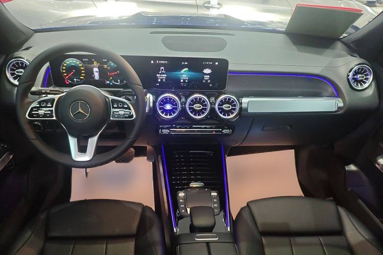Used Mercedes-Benz GLB 2020 Updated GLB 200 Dynamic Edition Interior 2